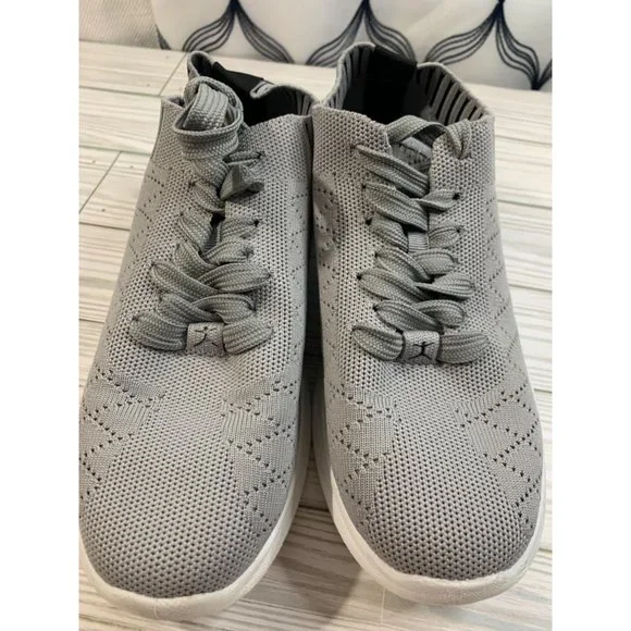 Danskin Women's Success Lace-up Sneaker - Picture 2 of 12